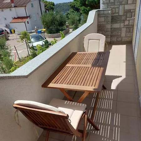 Apartments Mlacovic Rab Town Room photo