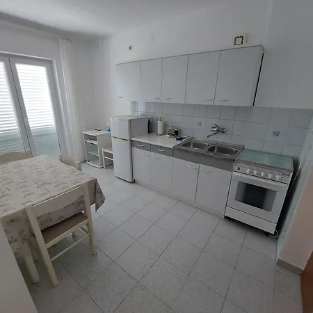 Apartments Mlacovic Rab Town Room photo