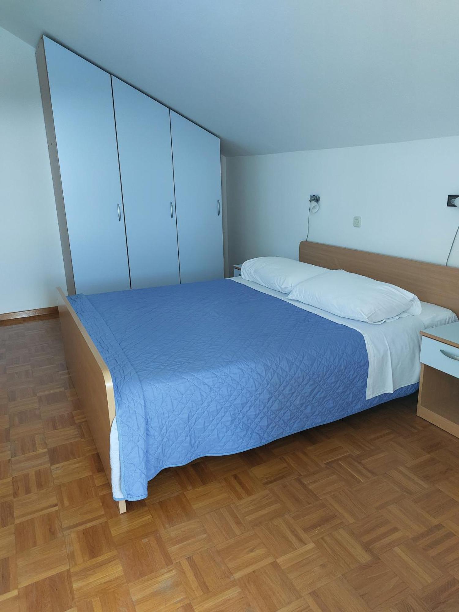Mlacovic Apartment *