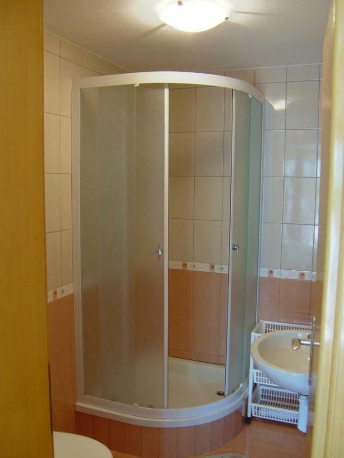 Mlacovic Apartment Rab Town